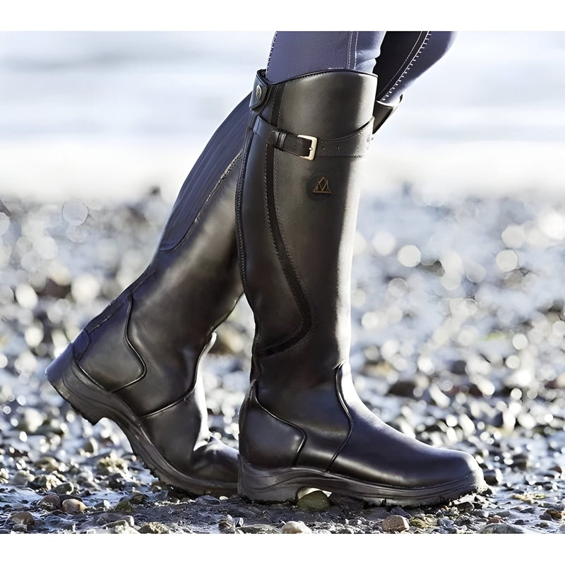 Hawker ultimate boots